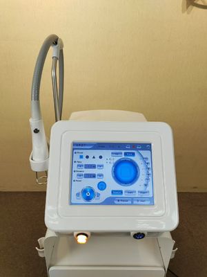 Máquina de láser fraccional no ablativo/subablativo de 1927 nm-tulio para facial con láser de fibra de 1927 de longitud de onda